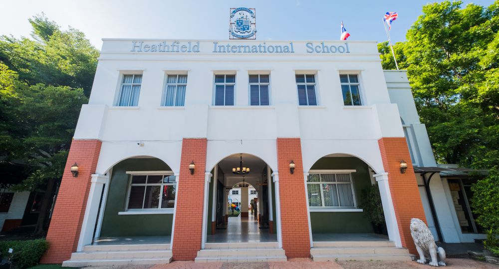 Heathfield International School' profile cover